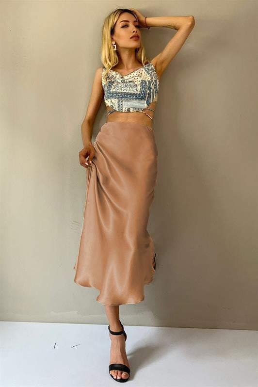 Açık Bej Basic Uzun Saten Etek MG1409