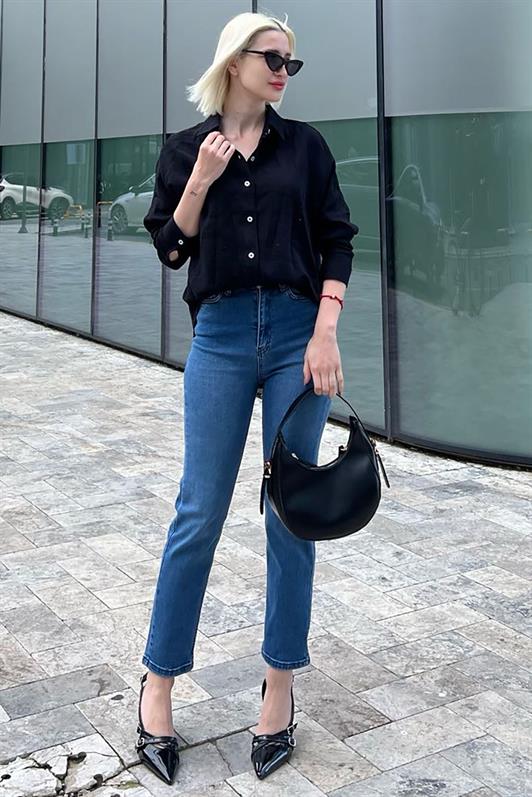 Açık Mavi Slim Fit Kadın Mom Jean MG1738