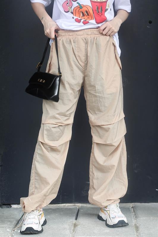 Bej Paraşüt Jogger Kadın Pantolon MG1726