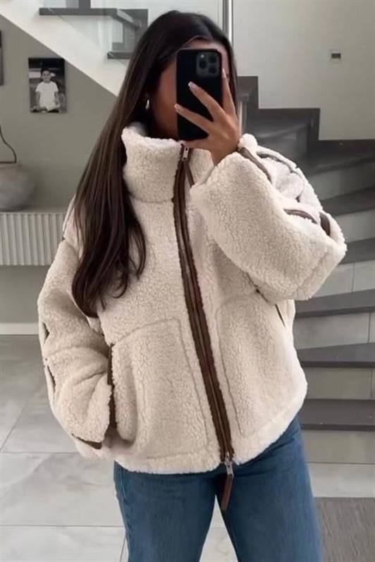 Bej Şerit Detaylı Dik Yaka Kadın Peluş Mont MG2260