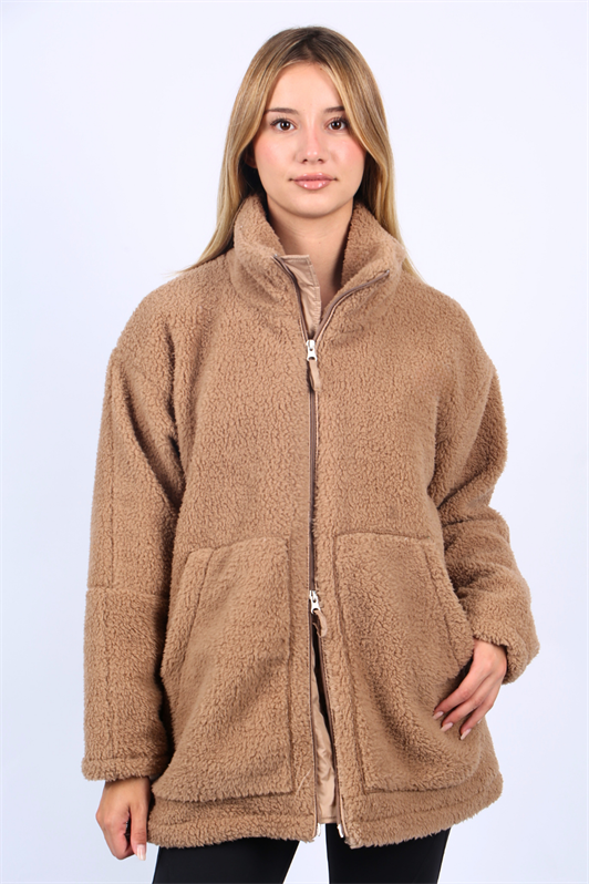 Bej Yüksek Yakalı Cepli Kadın Peluş Mont MG1948