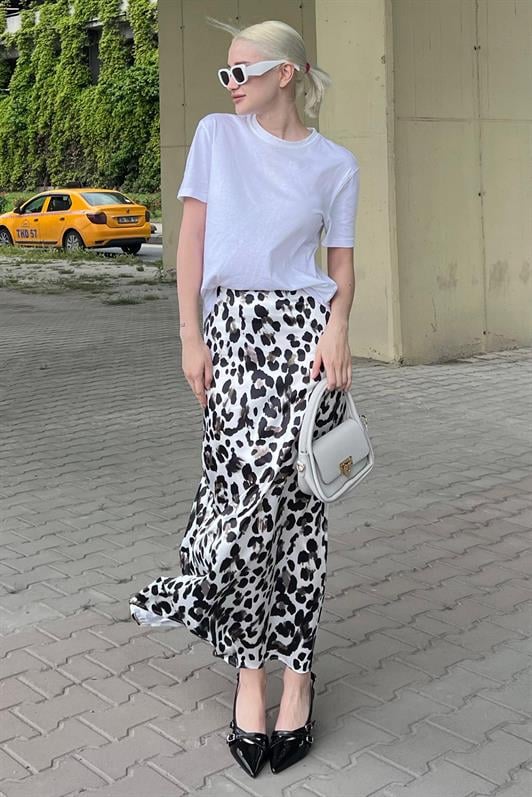 Beyaz Leopar Desenli Midi Boy Saten Etek MG2079