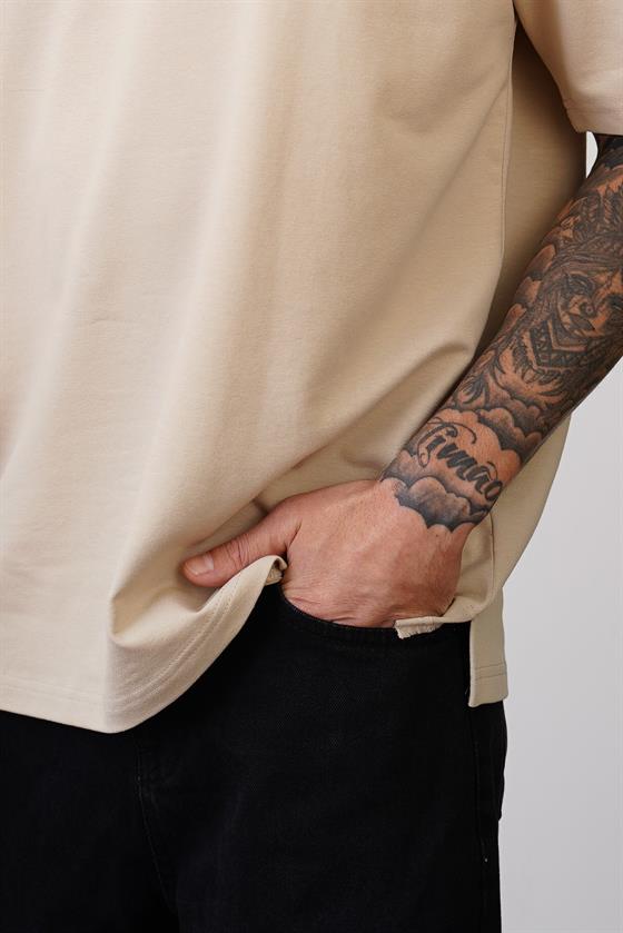 Bisiklet Yaka Önü ve Arkası Otlantik Kilim Desen Baskılı Oversize Kalıp Unisex Tişört