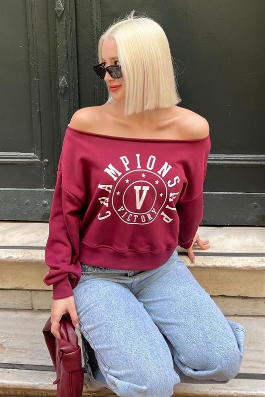 Bordo Kayık Yaka Baskılı Kadın Sweatshirt MG2205