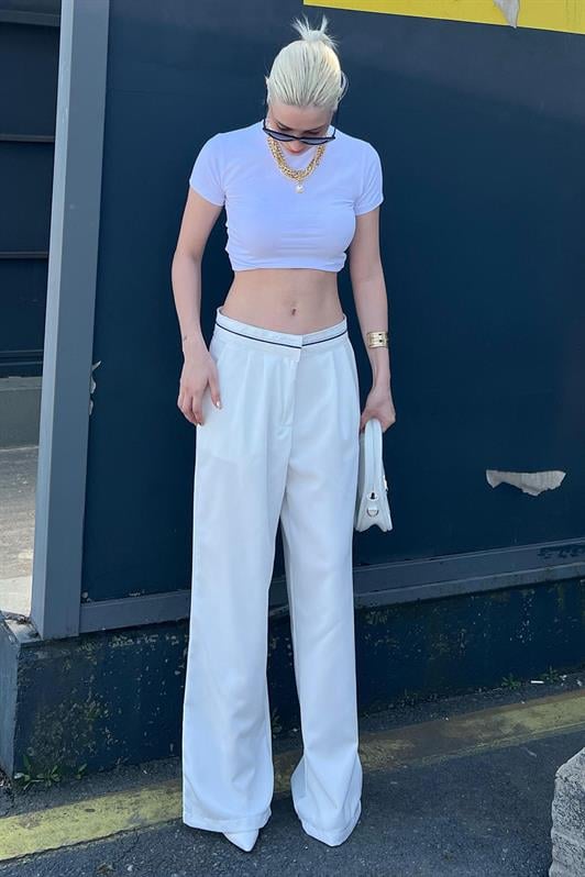 Ekru Kemer Detaylı Bol Paça Kadın Pantolon MG1834