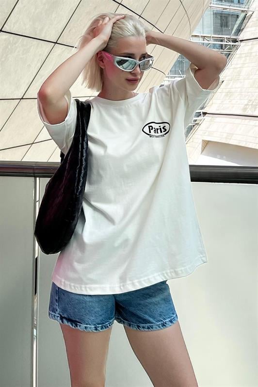 Ekru Oversize Sırt Baskılı Bisiklet Yaka Kısa Kollu Kadın Tişört MG2127