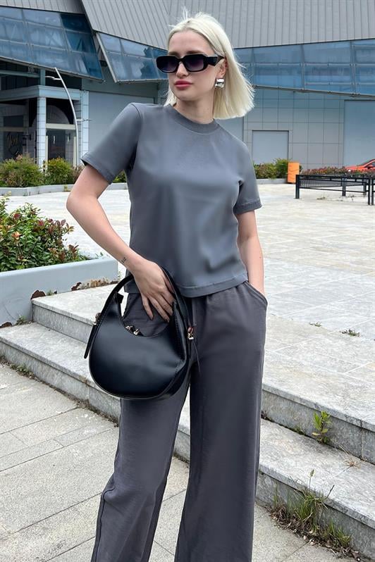 Füme Bisiklet Yaka Basic Kadın Tişört MG2075