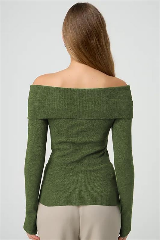 Haki Kadın Madonna Yaka Uzun Kollu Triko Kazak MG2184