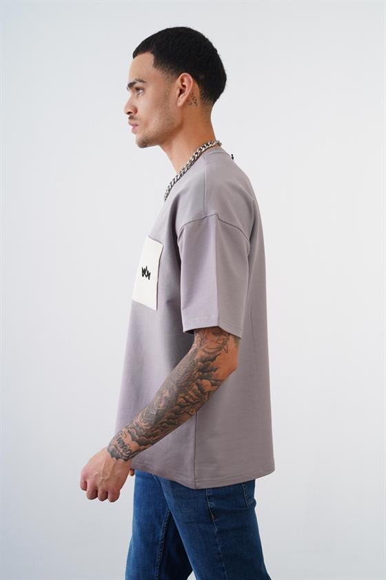 Kingbrich Bisiklet Yaka Tek Cepli Oversize Kalıp Logolu Tişört