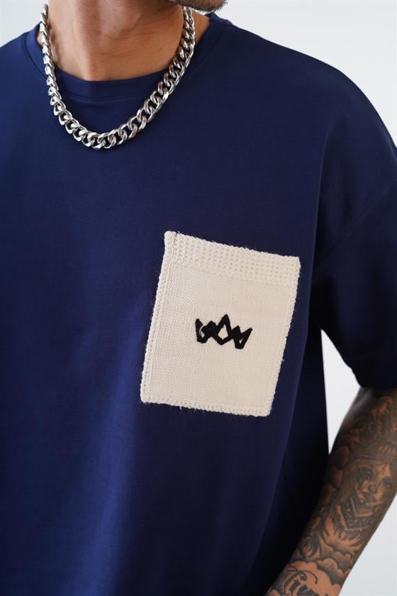 Kingbrich Bisiklet Yaka Tek Cepli Oversize Kalıp Logolu Tişört