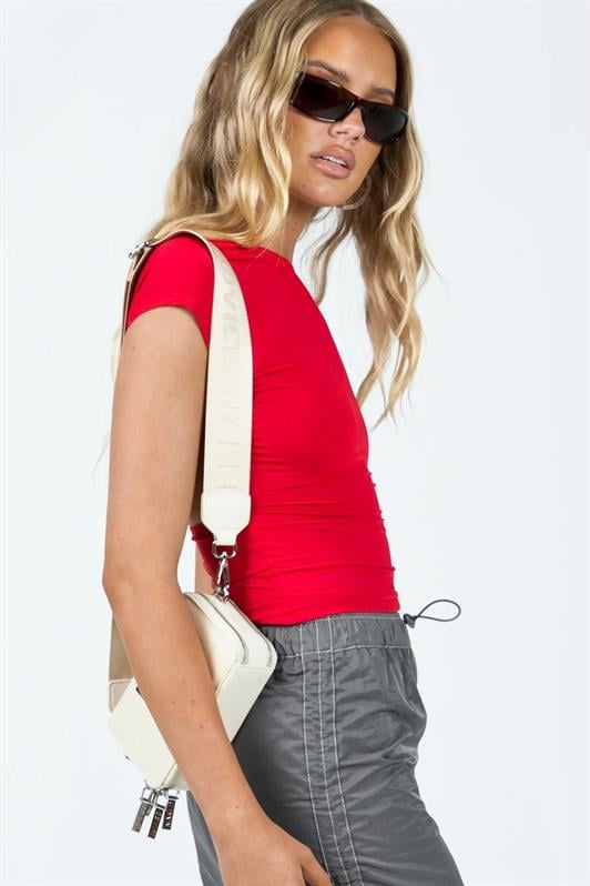 Kırmızı Sırt Dekolteli Crop Kadın Bluz MG1851