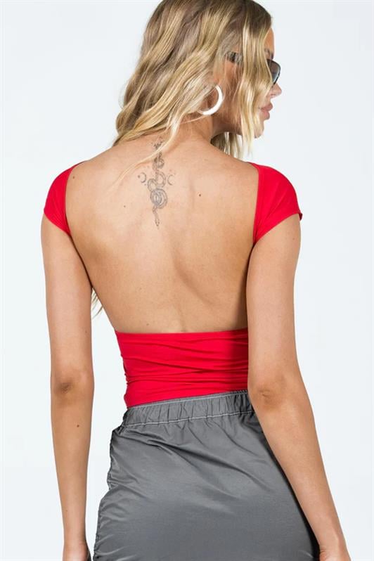 Kırmızı Sırt Dekolteli Crop Kadın Bluz MG1851