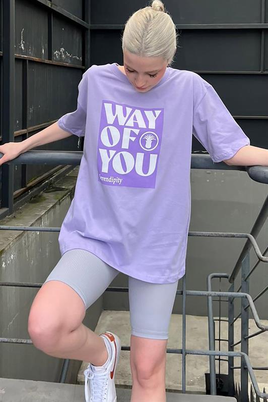 Lila Baskılı Bisiklet Yaka Overfit Kadın Tişört MG1999