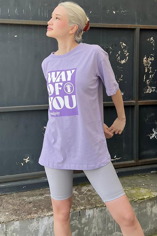 Lila Baskılı Bisiklet Yaka Overfit Kadın Tişört MG1999