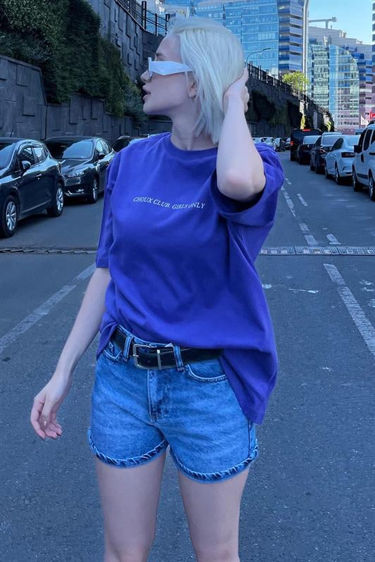 Mor Oversize Sırt Ve Ön Baskılı Bisiklet Yaka Kısa Kollu Kadın Tişört MG2130