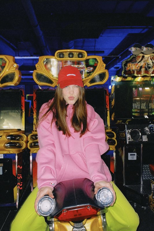 Pembe Kapüşonlu Şardonlu Oversize Sweatshirt MG1566