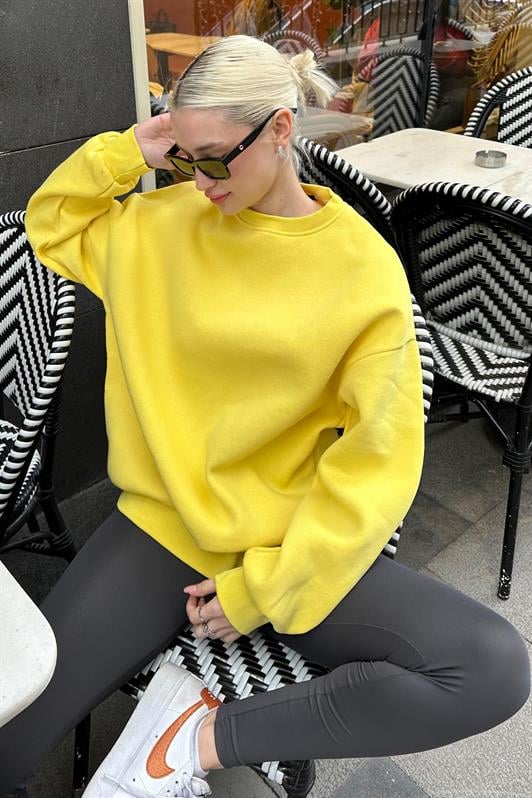 Sarı Bisiklet Yaka Basic Kadın Sweatshirt MG1559