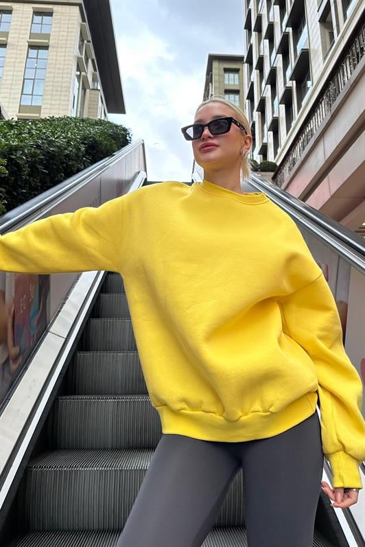 Sarı Bisiklet Yaka Basic Kadın Sweatshirt MG1559