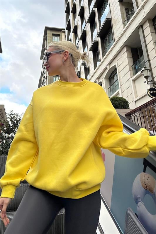 Sarı Bisiklet Yaka Basic Kadın Sweatshirt MG1559