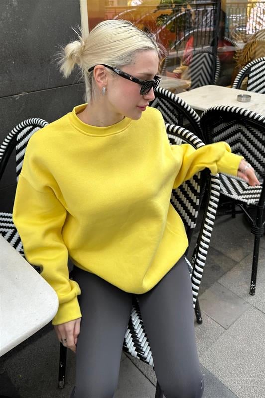 Sarı Bisiklet Yaka Basic Kadın Sweatshirt MG1559