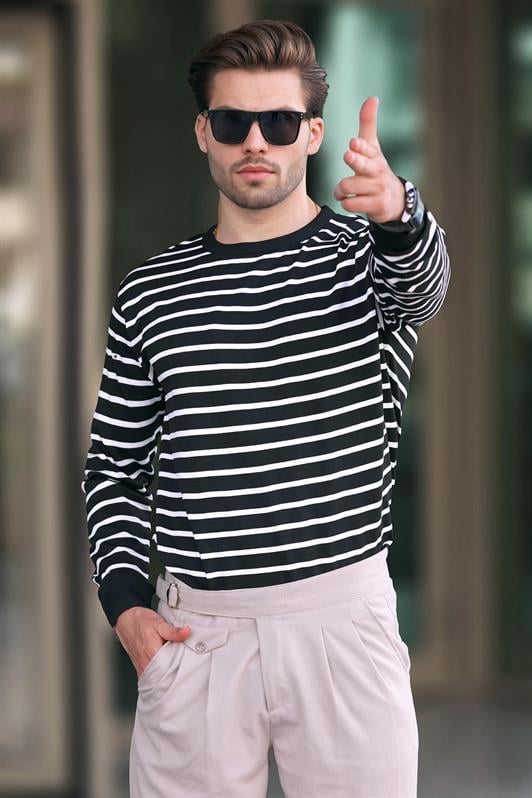 Siyah Bisiklet Yaka Çizgili Erkek Kazak 7241