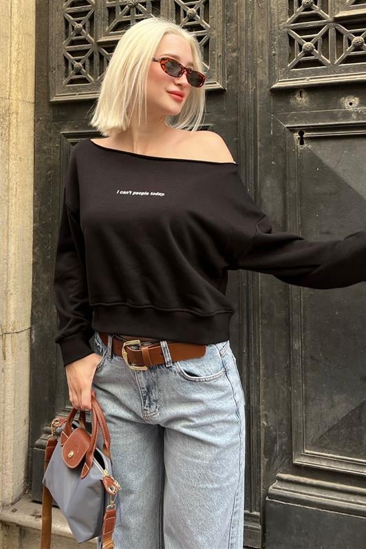 Siyah Kayık Yaka Baskılı Kadın Sweatshirt MG2205