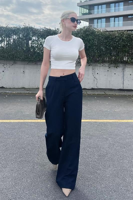 Siyah Kemerli Bol Paça Kadın Pantolon MG1992