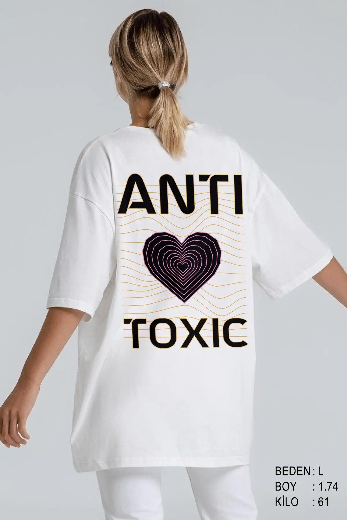 Anti Toxic Oversize Kadın Tişört - PΛSΛGE