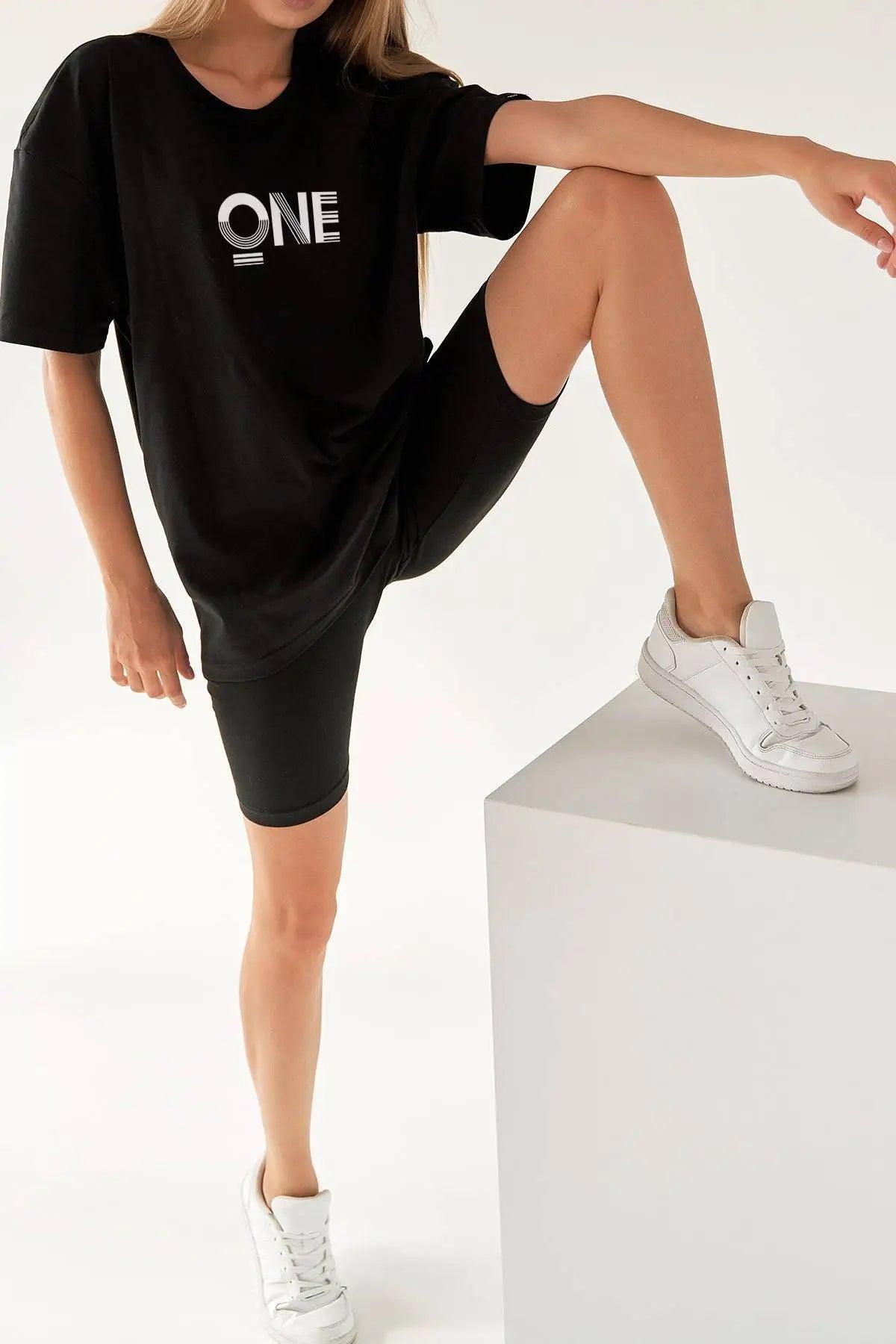 One Oversize Kadın Tişört PΛSΛGE
