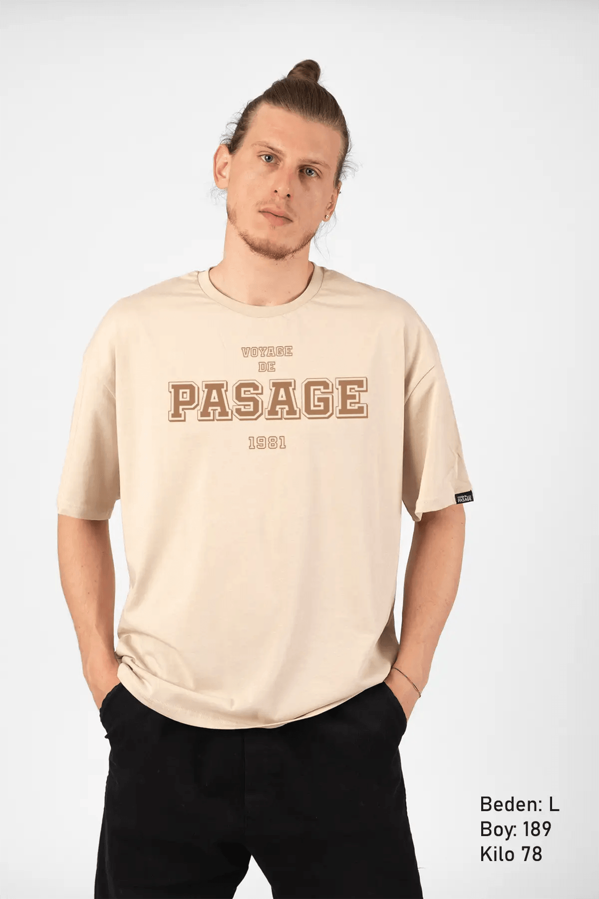 Vdp 1981 Bej Oversize Erkek Tişört PΛSΛGE