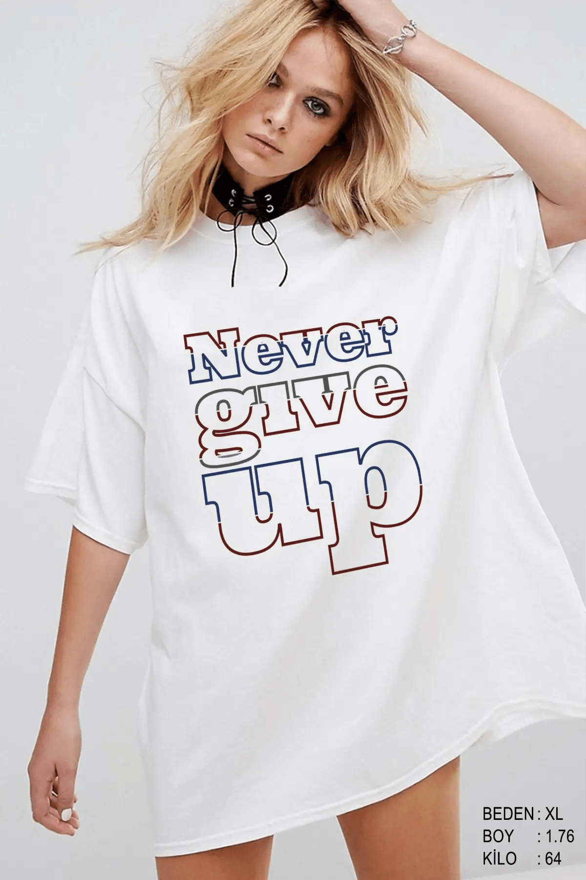 Never Give Up Oversize Kadın Tişört - PΛSΛGE