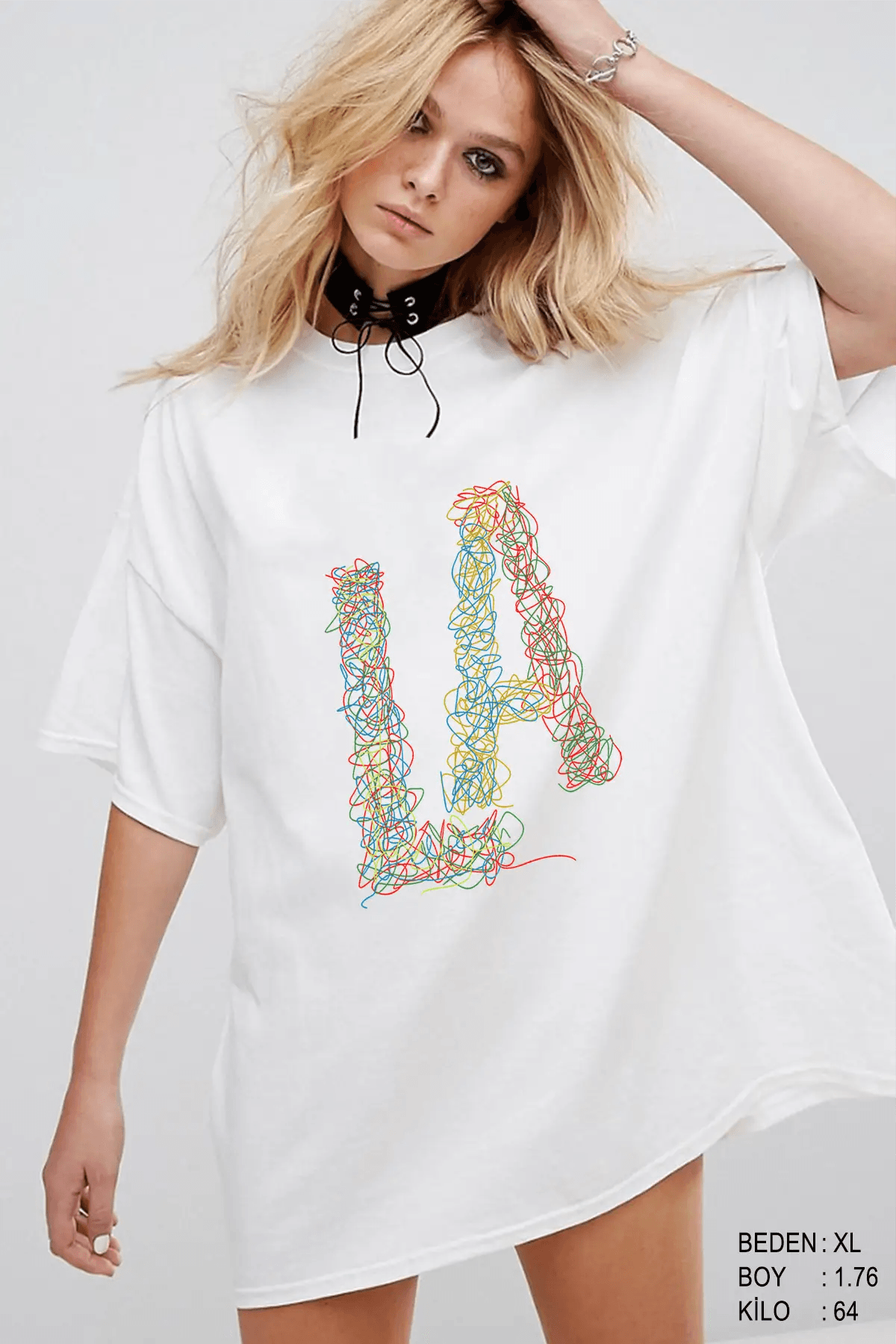 Linear LA Oversize Kadın Tişört - PΛSΛGE