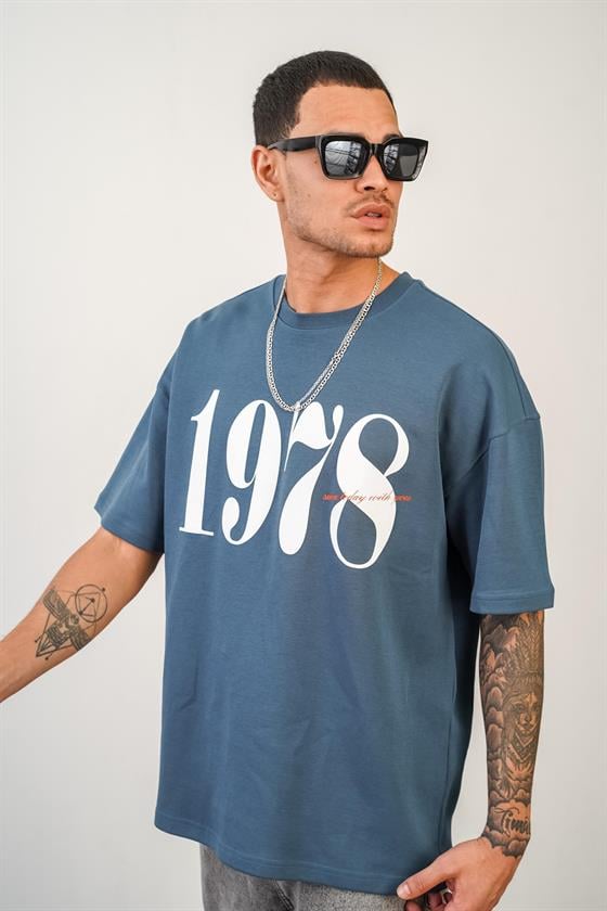 Bisiklet Yaka 1978 Yazılı Baskılı Unisex Oversize Tişört