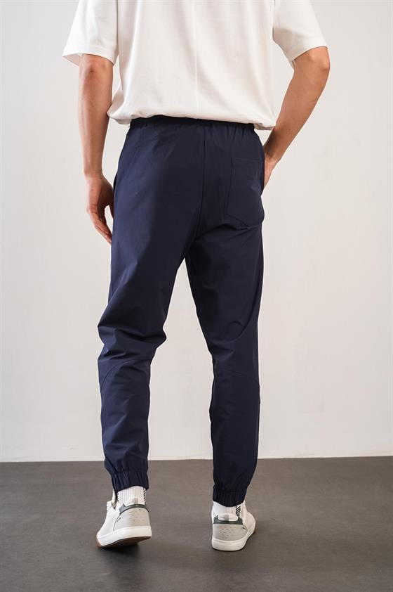 Erkek Relax Fit Kalıp Lastikli Paça Jogger Pantolon