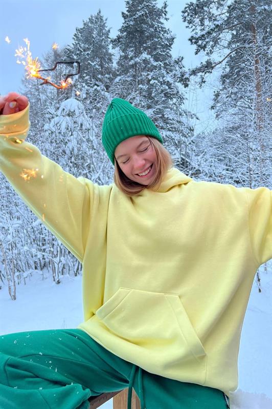 Sarı Kapüşonlu Şardonlu Oversize Kadın Sweatshirt MG1566