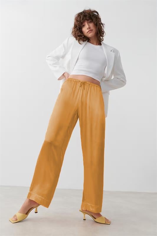 Turuncu Beli Büzgülü Saten Bol Paça Kadın Pantolon MG2019