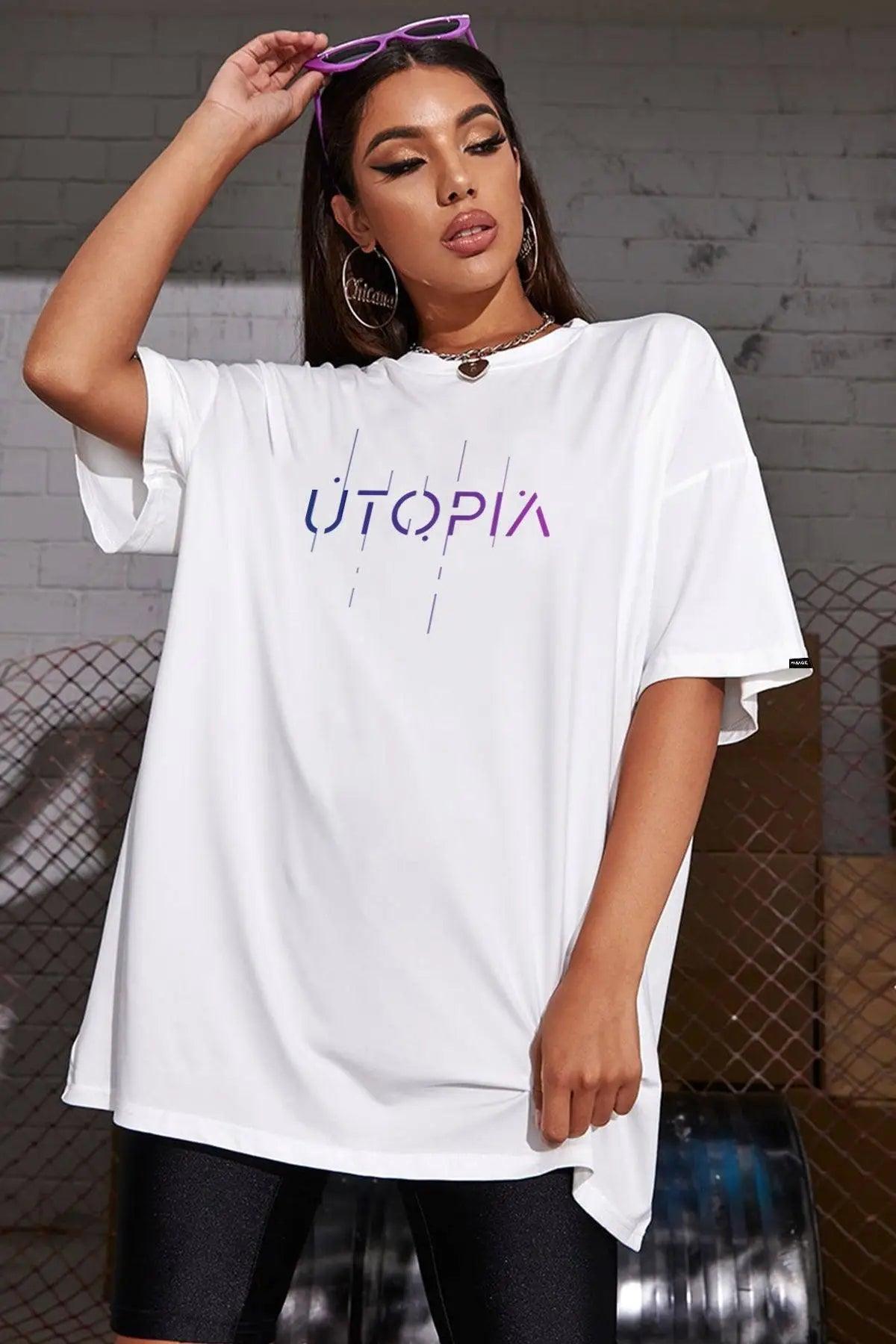 Utopia Oversize Kadın Tişört PΛSΛGE