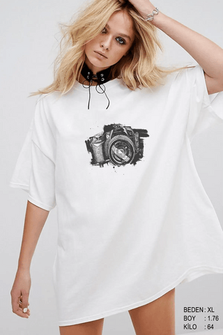 Vintage Camera Oversize Kadın Tişört - PΛSΛGE