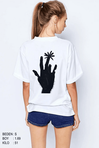 Sleight Of Hand Oversize Kadın Tişört - PΛSΛGE