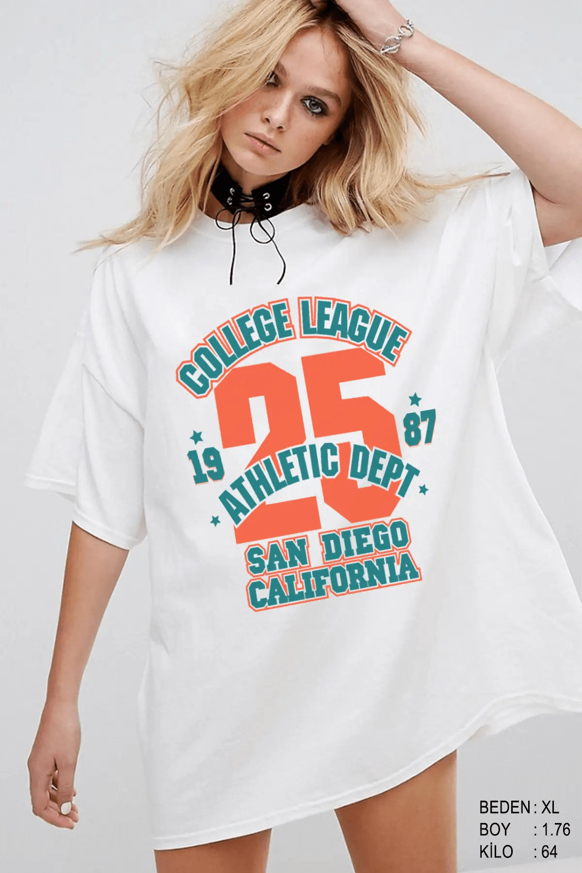 College League Oversize Kadın Tişört - PΛSΛGE
