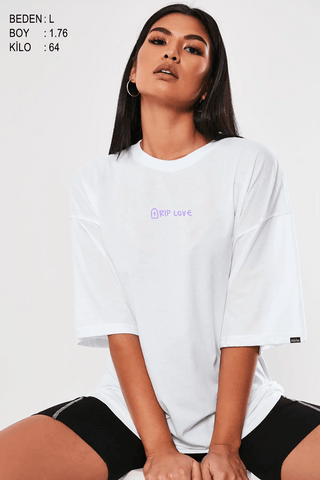 Rip Love Oversize Kadın Tişört - PΛSΛGE