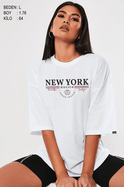 NYC Oversize Kadın Tişört - PΛSΛGE